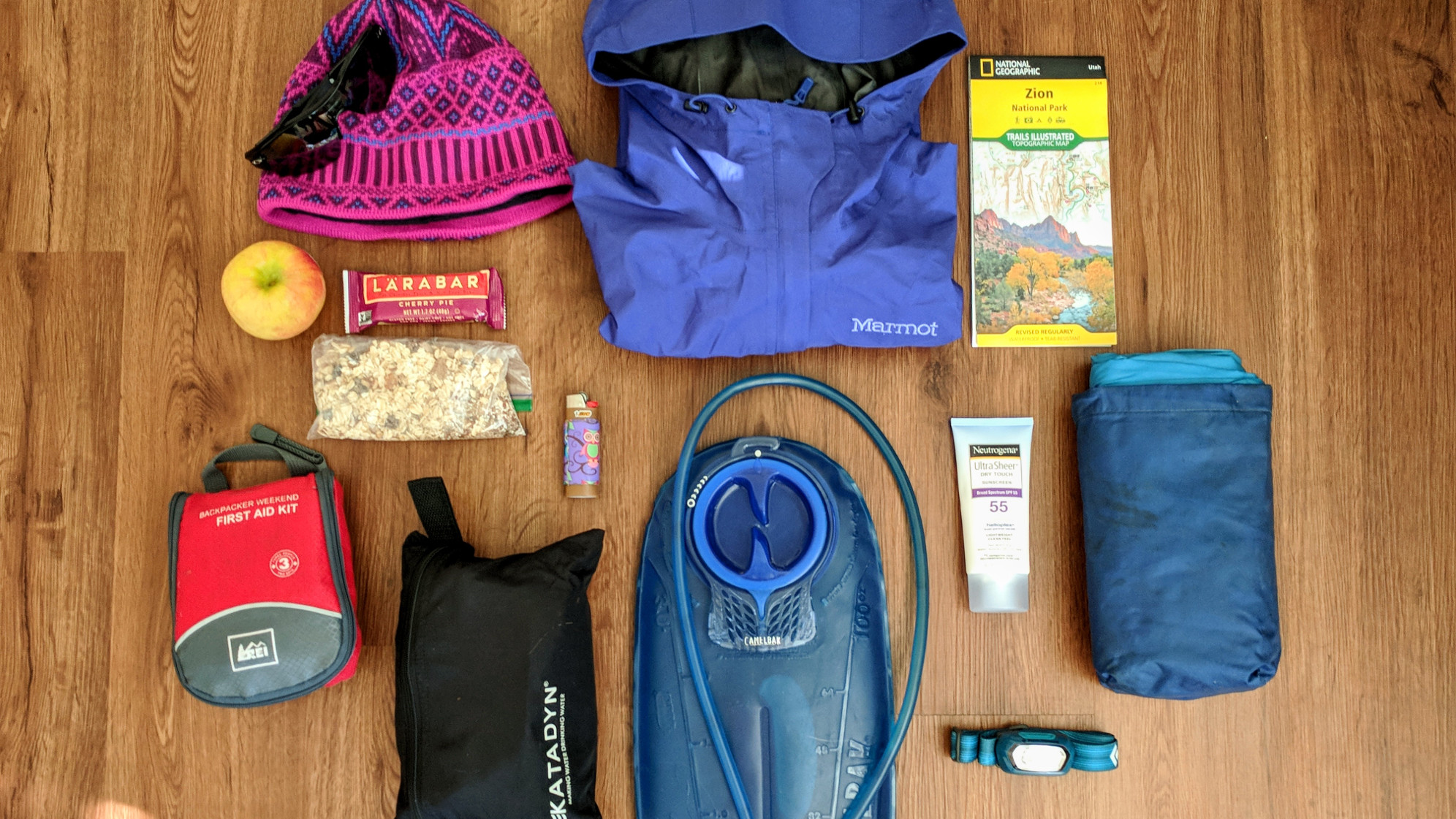 10 Essentials For Hiking & Backpacking - 10 Essential Gear HeaDer 1