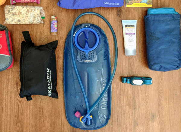 10 Essentials Backpacking Gear - Bladder