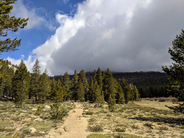 Cottonwood Lakes Trail